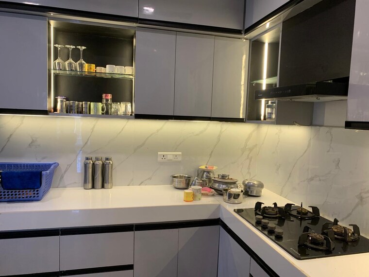 Kitchen, omaxe-residency-ii 3.5 Bedroom 1100 Sq.Ft. Apartment In Gomti Nagar Lucknow 9466546