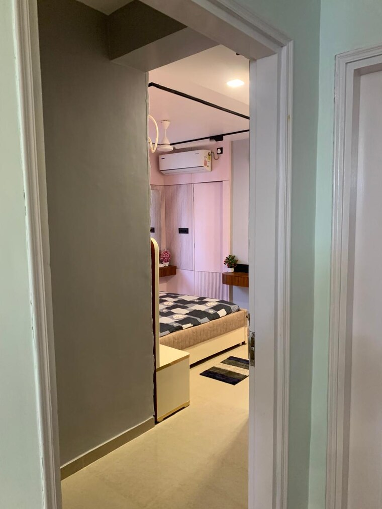 Bathroom, omaxe-residency-ii 3.5 Bedroom 1100 Sq.Ft. Apartment In Gomti Nagar Lucknow 9466546