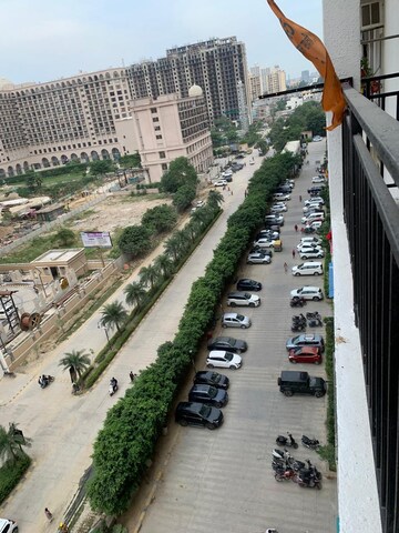 Balcony in 3.5 BHK Apartment at Omaxe Residency II, Gomti Nagar – for Rent