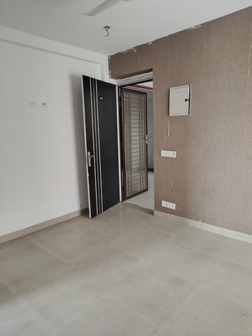 Furnished Amenities in 3 BHK Apartment at Victory Infra Crossroads, Sector 143b – for Rent