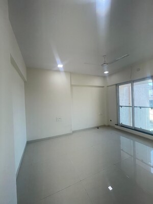 Room in 1 BHK Apartment at Naman Premier, Andheri East – for Rent