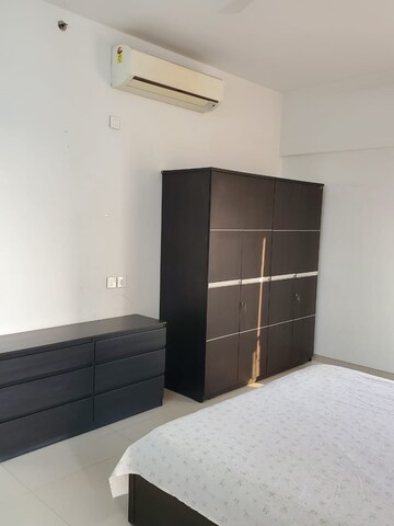 Room in 3 BHK Apartment at Park Grandeur, Baner – for Rent