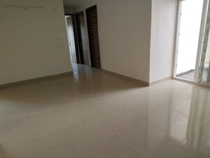Room in 3 BHK Apartment at Samridhi Luxuriya Avenue, Sector 150 – for Rent