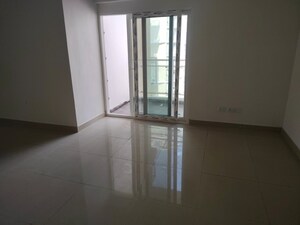 Room in 3 BHK Apartment at Samridhi Luxuriya Avenue, Sector 150 – for Rent