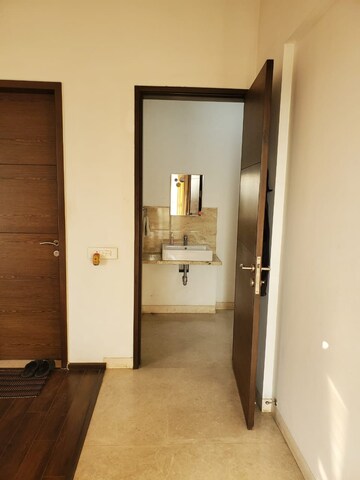 Room in 3 BHK Apartment at Park Grandeur, Baner – for Rent