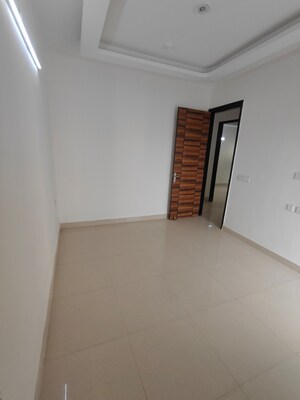 Room in 3 BHK Apartment at Samridhi Luxuriya Avenue, Sector 150 – for Sale