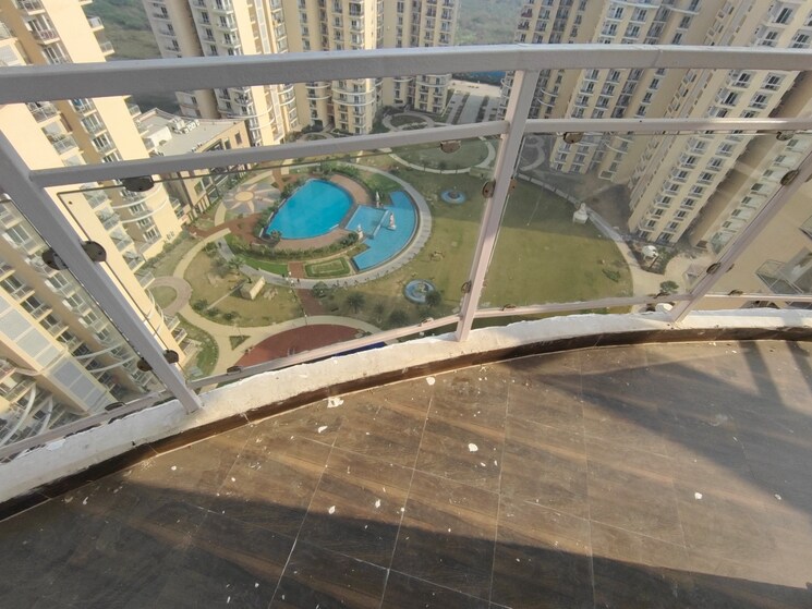 Balcony, samridhi-luxuriya-avenue 3 Bedroom 1625 Sq.Ft. Apartment In Sector 150 Noida 9466594