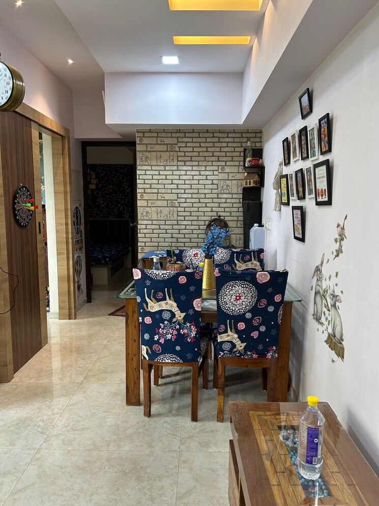 Living Room, lodha-amara 1.5 Bedroom 750 Sq.Ft. Apartment In Kolshet Road Thane 9466598