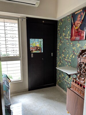 Bedroom in 1.5 BHK Apartment at Lodha Amara, Kolshet Road – for Sale