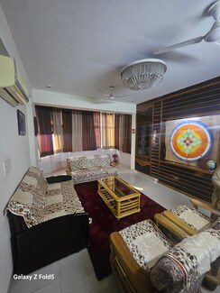 4 BHK + Servant Room Apartment For Sale in Sector 45