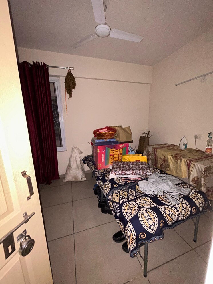 Bedroom, wave-dream-homes 2 Bedroom 808 Sq.Ft. Apartment In Wave City Ghaziabad 9466648