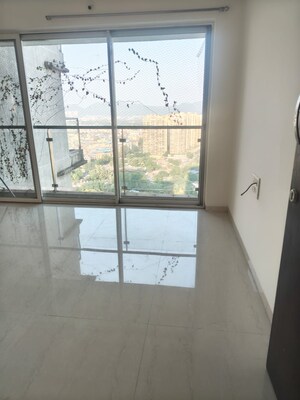 Room in 1 BHK Apartment at Omkar Om Residency, Parel – for Sale