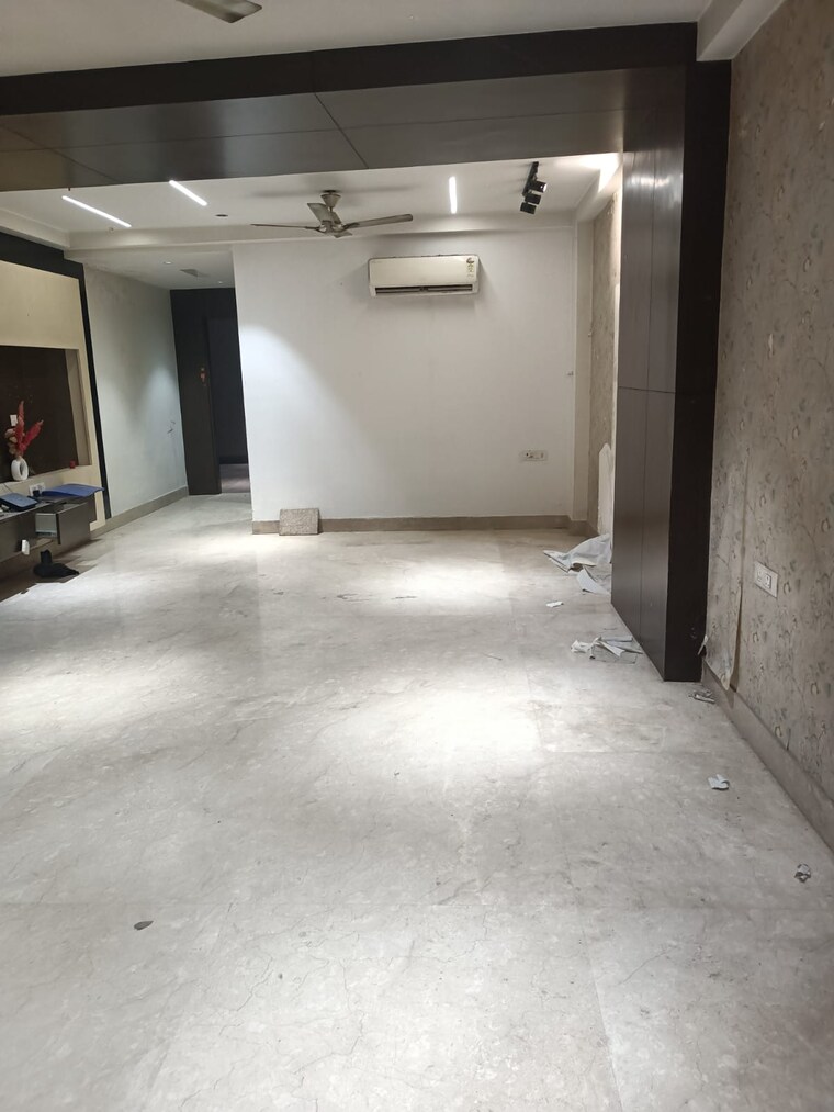 Living Room, jagriti enclave 3 Bedroom 1800 Sq.Ft. Builder Floor In Jagriti Enclave Delhi 9466661