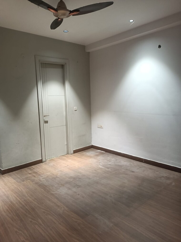 Bedroom, jagriti enclave 3 Bedroom 1800 Sq.Ft. Builder Floor In Jagriti Enclave Delhi 9466661