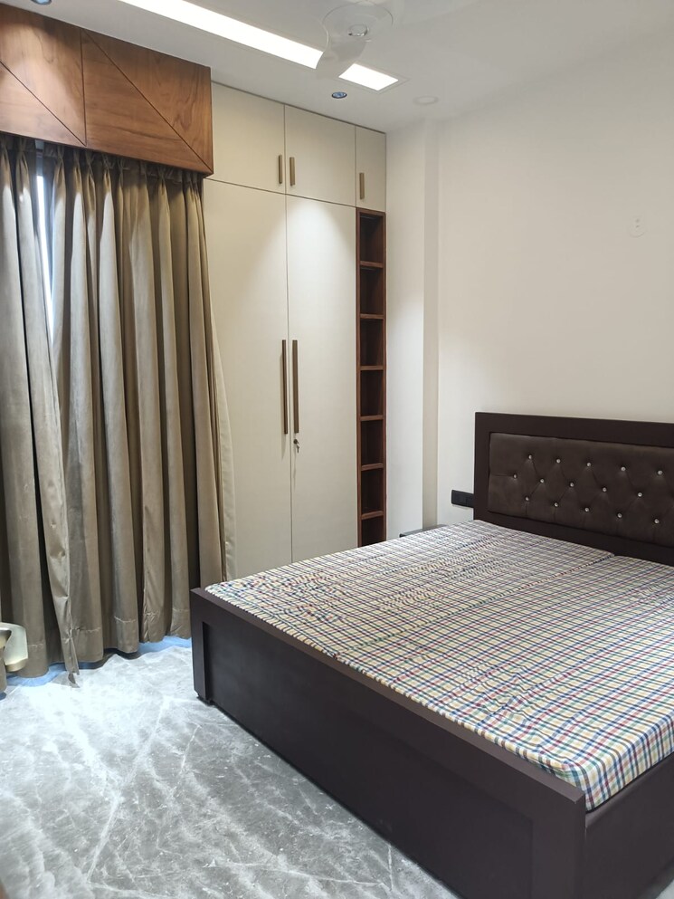 Bedroom, vivek vihar phase 1 3 Bedroom 1250 Sq.Ft. Builder Floor In Vivek Vihar Phase 1 Delhi 9466676