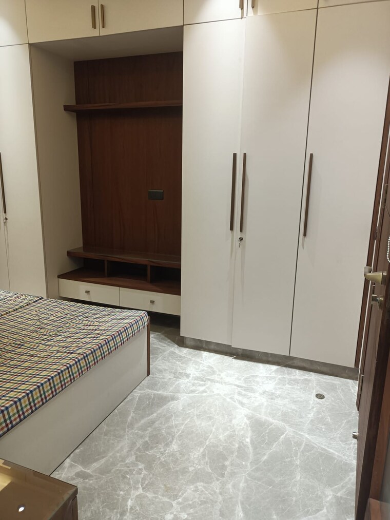 Bedroom, vivek vihar phase 1 3 Bedroom 1250 Sq.Ft. Builder Floor In Vivek Vihar Phase 1 Delhi 9466676