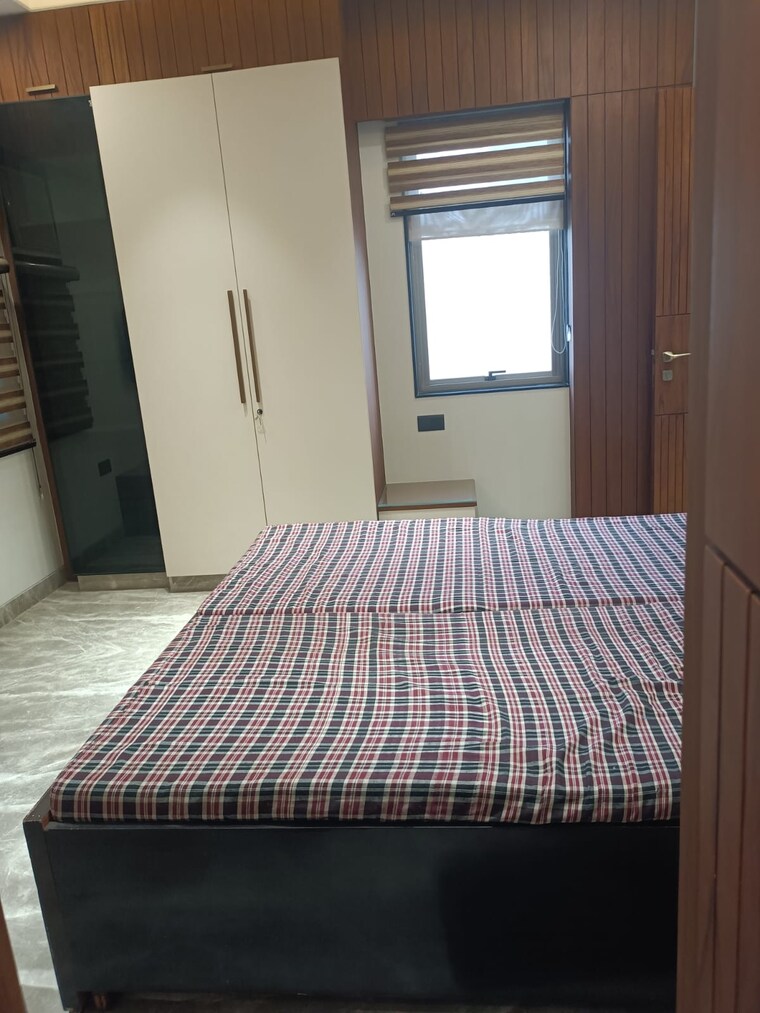 Bedroom, vivek vihar phase 1 3 Bedroom 1250 Sq.Ft. Builder Floor In Vivek Vihar Phase 1 Delhi 9466676