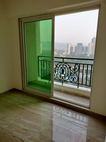 Room in 2 BHK Apartment at Siddhi Highland Springs, Dhokali – for Rent