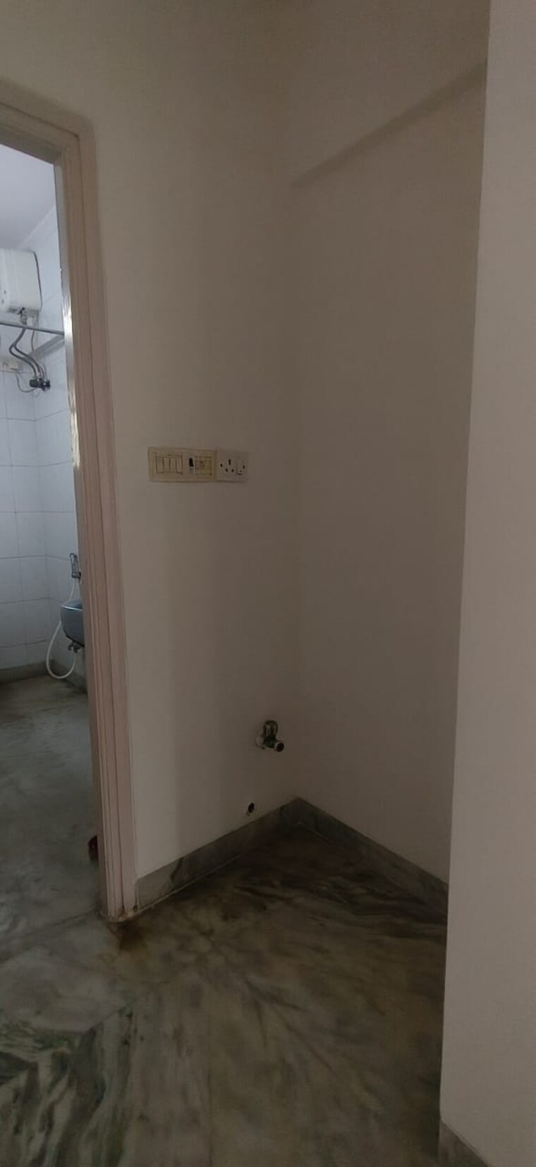 Room, swami-tower 3 Bedroom 1400 Sq.Ft. Apartment In Chembur Mumbai 9466740