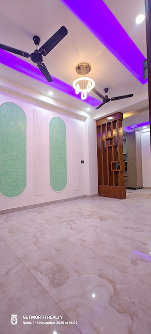 Building Lobby in 2 BHK Builder Floor at Sector 73 – for Sale