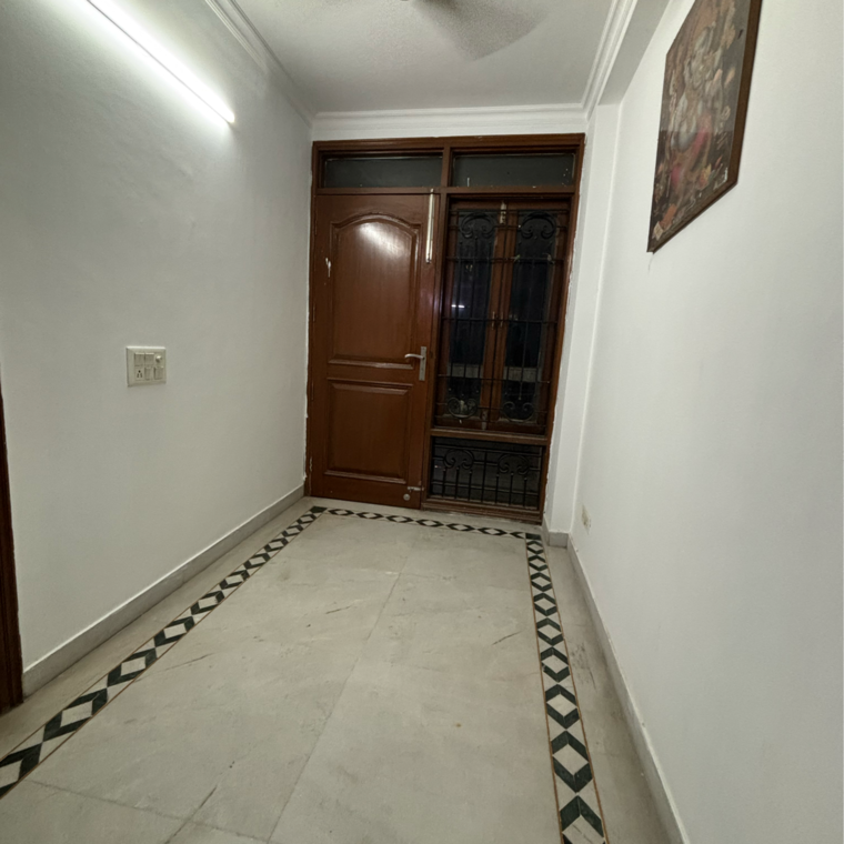 Room, malviya nagar 2 Bedroom 1000 Sq.Ft. Builder Floor In Malviya Nagar Delhi 9466786