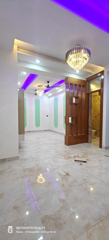 2 BHK Builder Floor For Sale in Sector 73