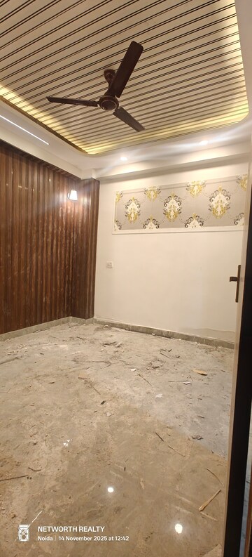 Studio Builder Floor For Sale in Sector 73