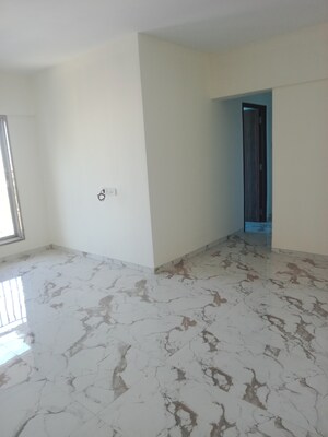 Room in 2 BHK Apartment at Kuber Palace, Dahisar West – for Rent