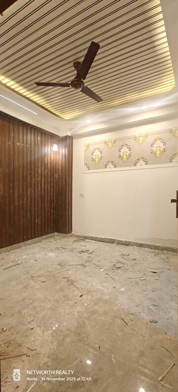 Bedroom in Studio Builder Floor at Sector 73 – for Sale