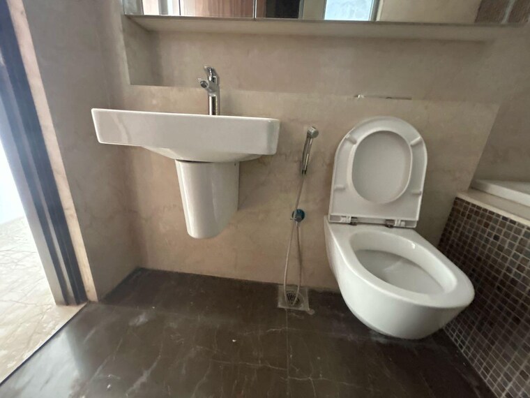 Bathroom, lodha-world-one 3 Bedroom 1323 Sq.Ft. Apartment In Worli Mumbai 9466795