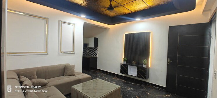 Living Room, sector 73 1 Bedroom 600 Sq.Ft. Builder Floor In Sector 73 Noida 9466826