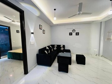 2 BHK Builder Floor For Rent in Saket