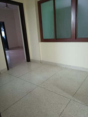 Room in 3 BHK Builder Floor at Greater Kailash I – for Rent
