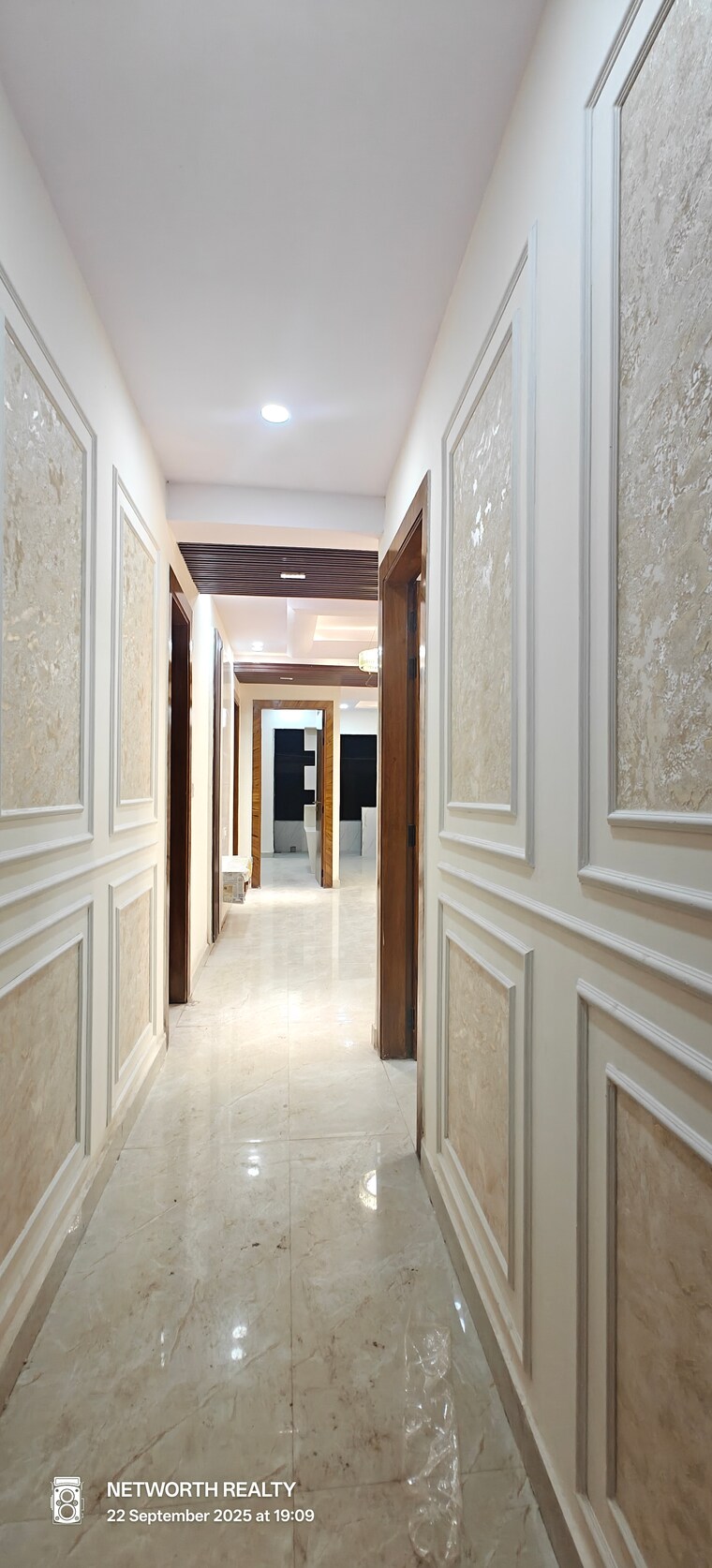 undefined, sector 110 2 Bedroom 1100 Sq.Ft. Builder Floor In Sector 110 Noida 9466850