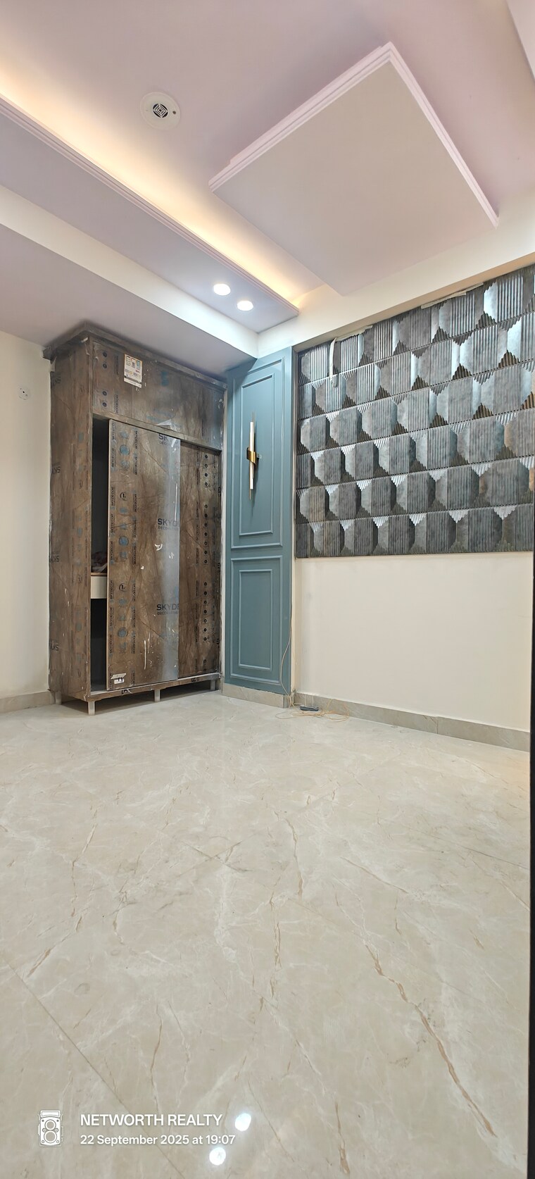 Bedroom, sector 110 2 Bedroom 1100 Sq.Ft. Builder Floor In Sector 110 Noida 9466850