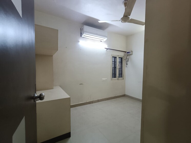 Room, east-of-kailash-block-b-rwa 2 Bedroom 125 Sq.Yd. Builder Floor In East Of Kailash Delhi 9466844