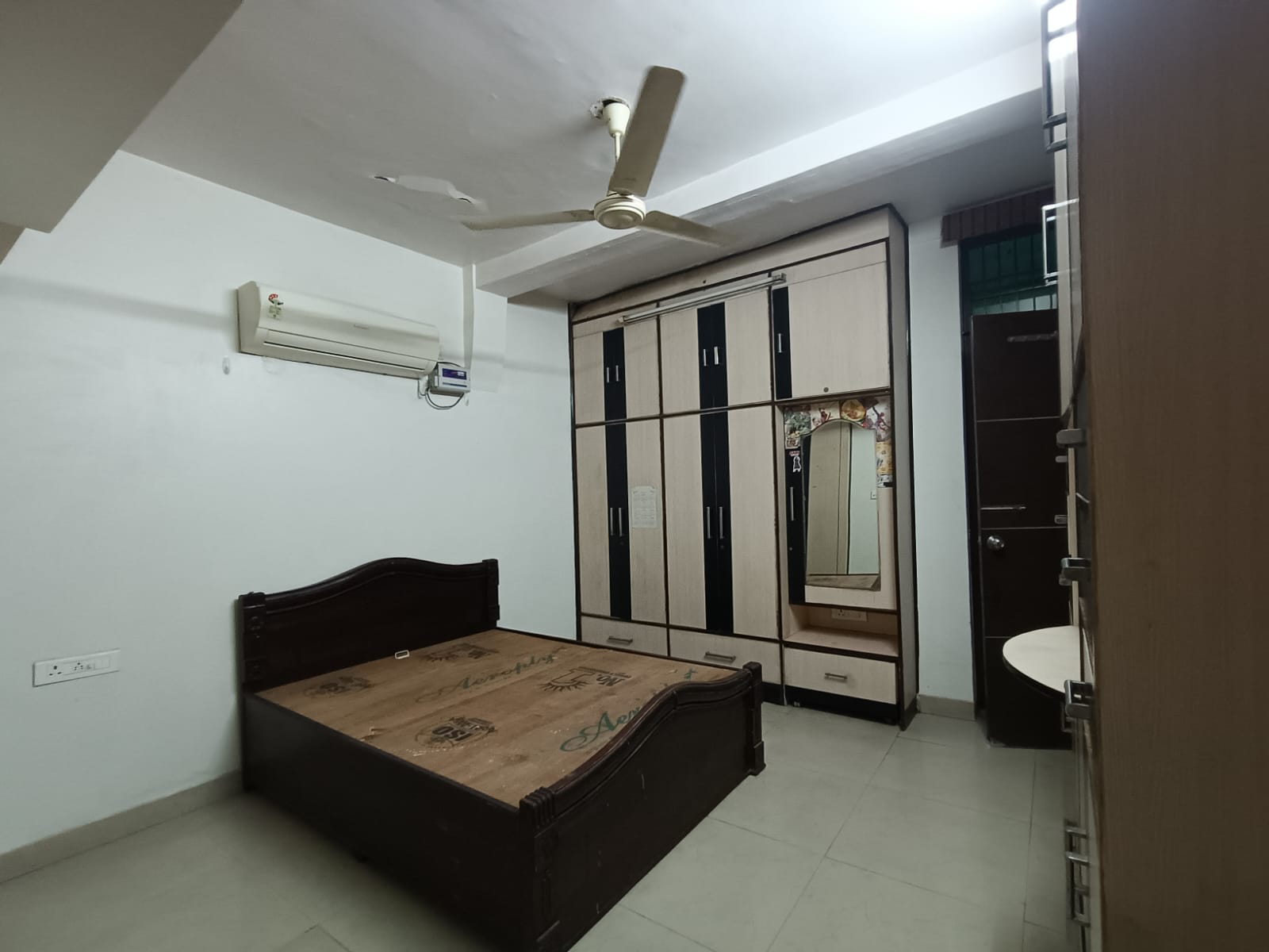 2 BHK Builder Floor For Rent in East of Kailash Block-B RWA