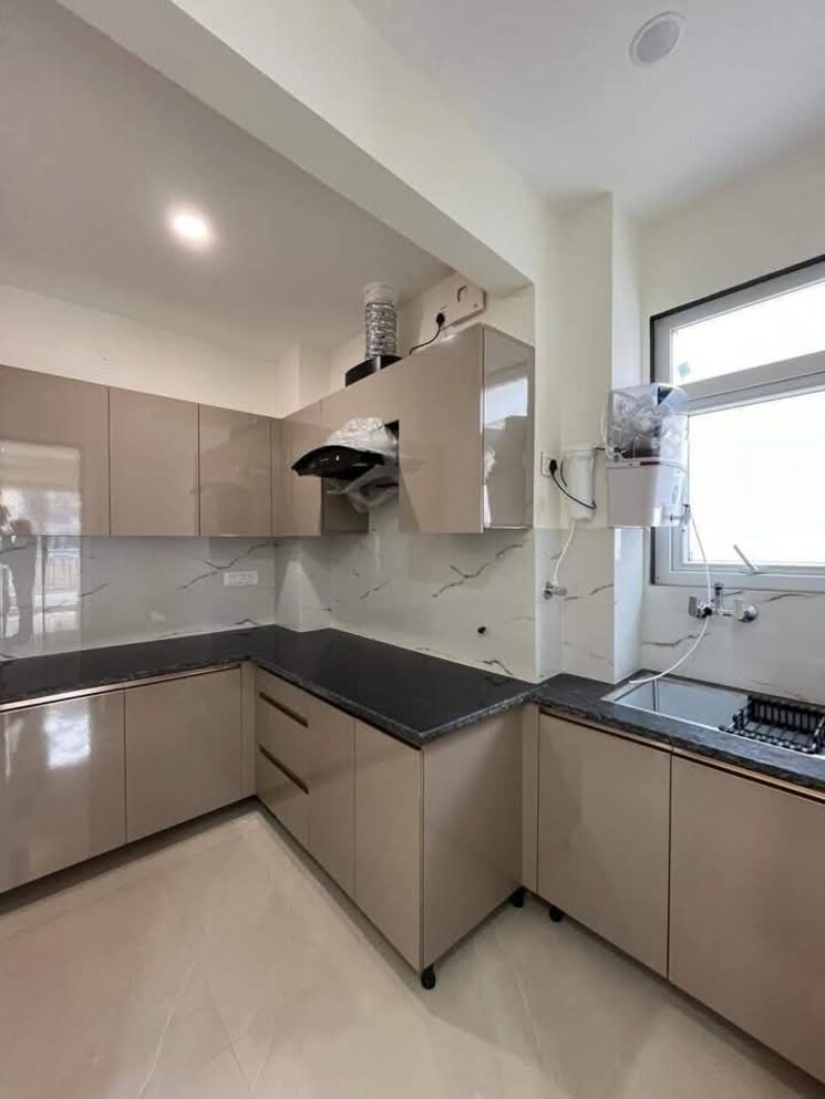 Kitchen, saket 3 Bedroom 1250 Sq.Ft. Builder Floor In Saket Delhi 9466851