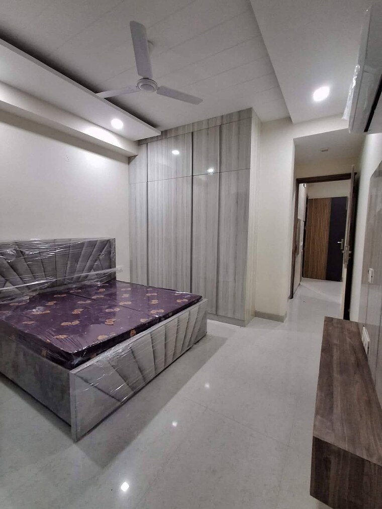 Master Bedroom, saket 3 Bedroom 1250 Sq.Ft. Builder Floor In Saket Delhi 9466851