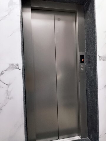 Lift in 3 BHK Builder Floor at East of Kailash Block-B RWA, East Of Kailash – for Rent