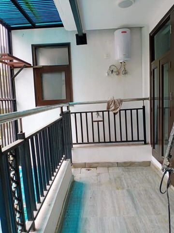 Balcony in 3 BHK Builder Floor at East of Kailash Block-B RWA, East Of Kailash – for Rent