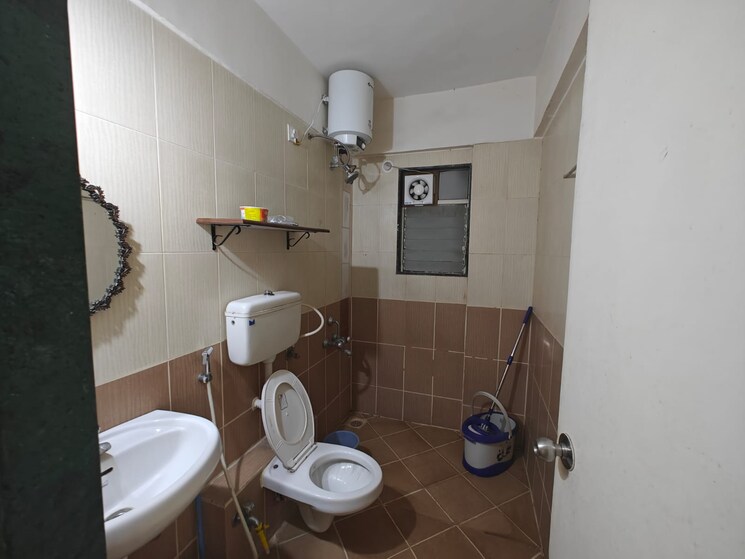 Bathroom, nirmiti-lorelle 2 Bedroom 1200 Sq.Ft. Apartment In Wakad Pune 9466853