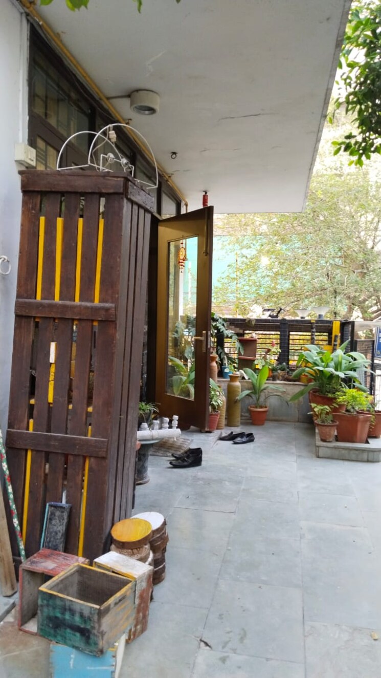 Exterior View, safdarjung enclave 3 Bedroom 300 Sq.Yd. Builder Floor In Safdarjung Enclave Delhi 9466855