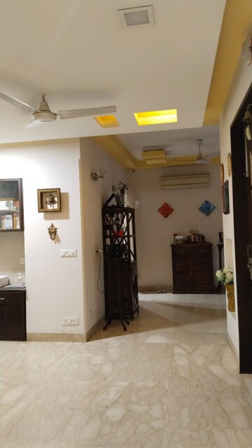 Building Lobby in 3 BHK Builder Floor at Safdarjung Enclave – for Rent
