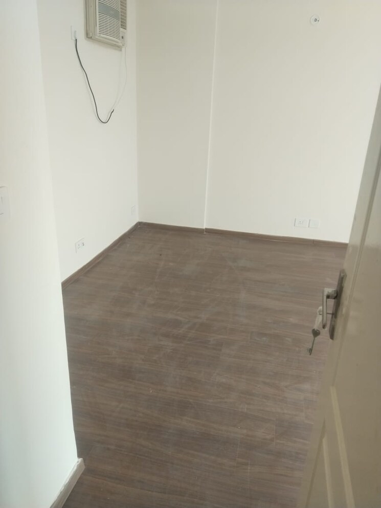 Room, paarth-aadyant 3 Bedroom 1765 Sq.Ft. Apartment In Gomti Nagar Lucknow 9466852