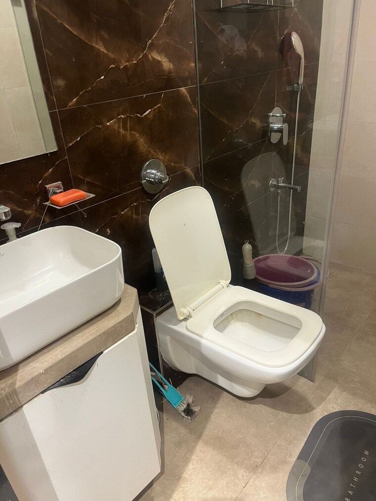 Team Area, vile parle west 3 Bedroom 1600 Sq.Ft. Apartment In Vile Parle West Mumbai 9466880