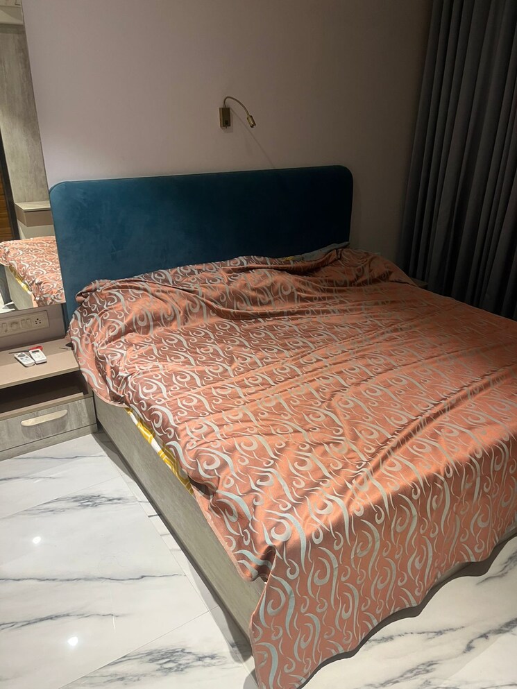 Bedroom, vile parle west 3 Bedroom 1600 Sq.Ft. Apartment In Vile Parle West Mumbai 9466880