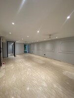 4 BHK + Pooja Room 402 Sq.Yd. Builder Floor in DLF Phase IV