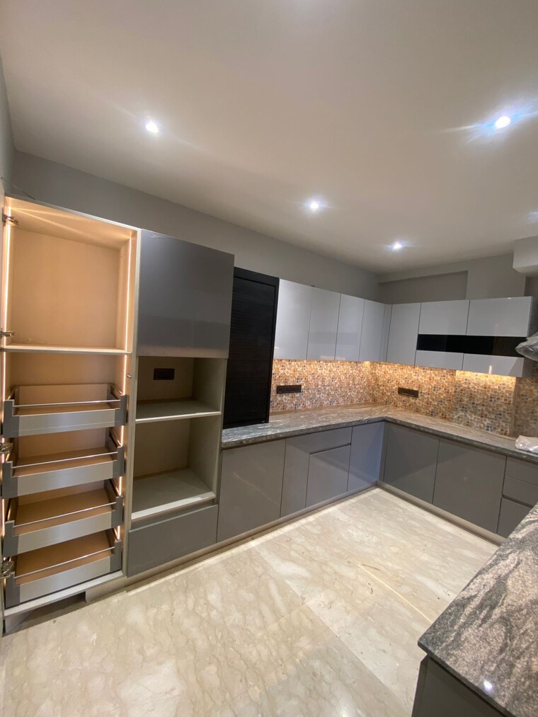 Kitchen, dlf phase iv 4 Bedroom 402 Sq.Yd. Builder Floor In Dlf Phase iv Gurgaon 9466884