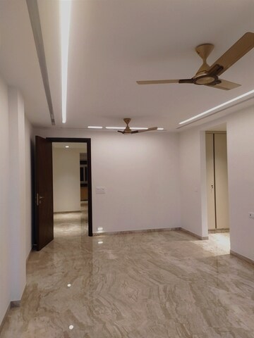 Master Bedroom in 4 BHK Builder Floor at Greater Kailash I – for Rent